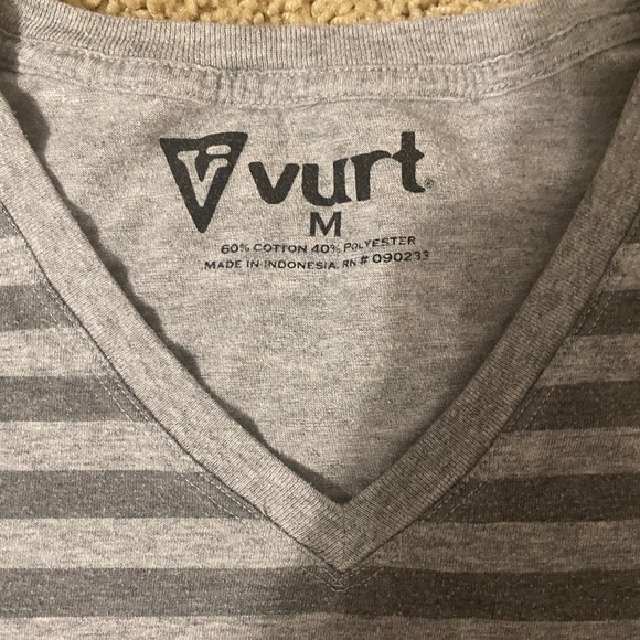 Vurt V-neck T-shirt - Picture 2 of 2
